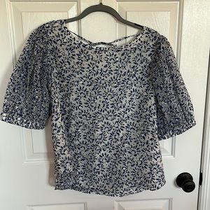 Puff sleeve blouse